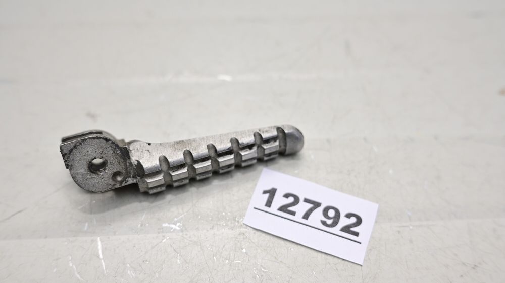 Scarita Peg Fata Dreapta Ducati Monster 600