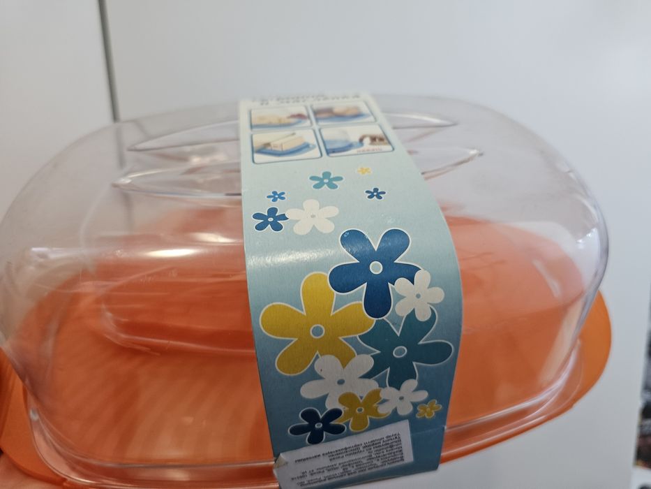 Продам комплект сырница и масленка