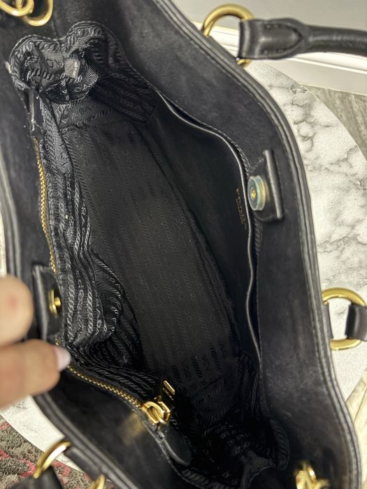 Geanta prada neagra