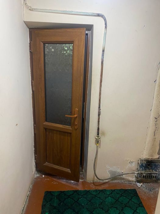 Продам часть Дома 1 сотки 4 комнат