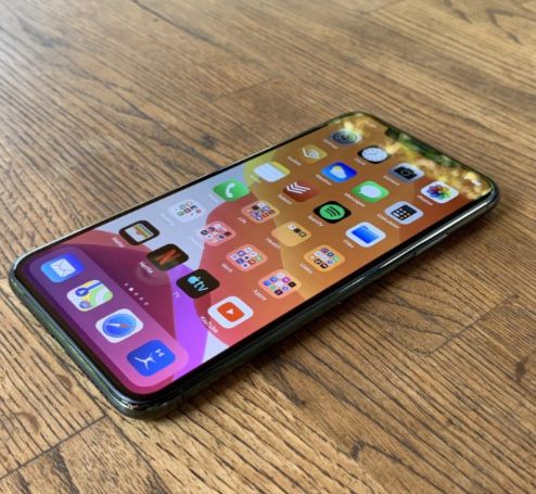 Iphone 11 емкость 76 еш жері ауыспаған сол күйі тұр