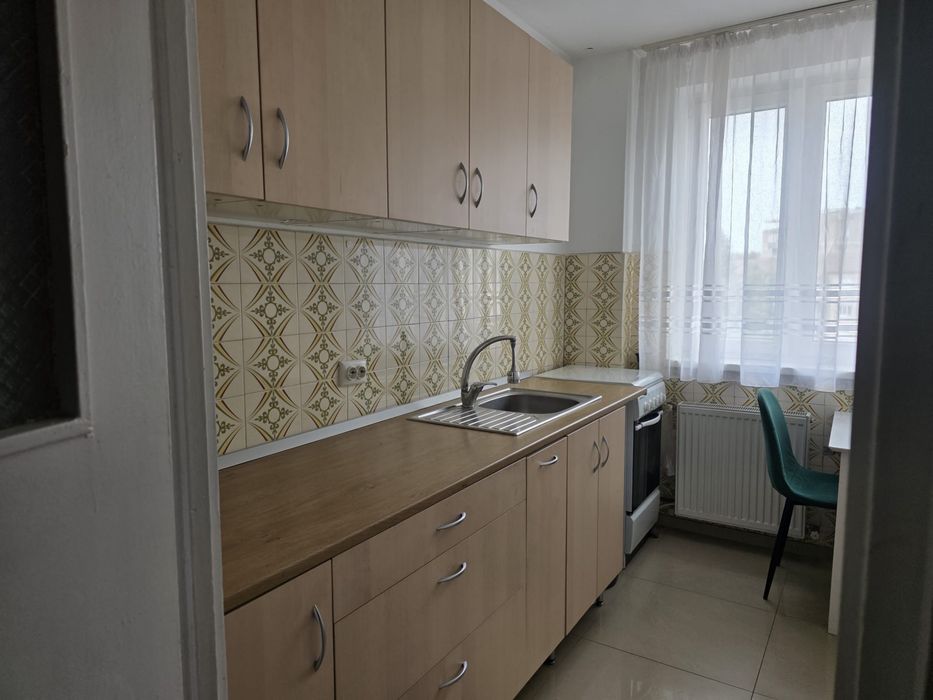 Vand apartament 2 camere