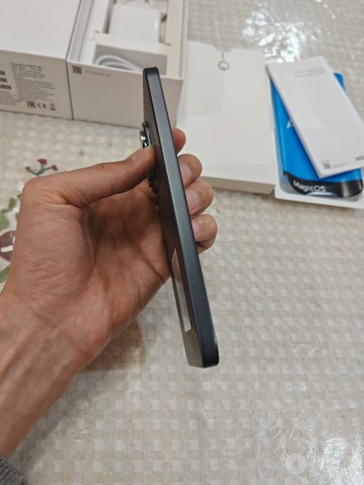 Honor 400 5G 8/256Gbb