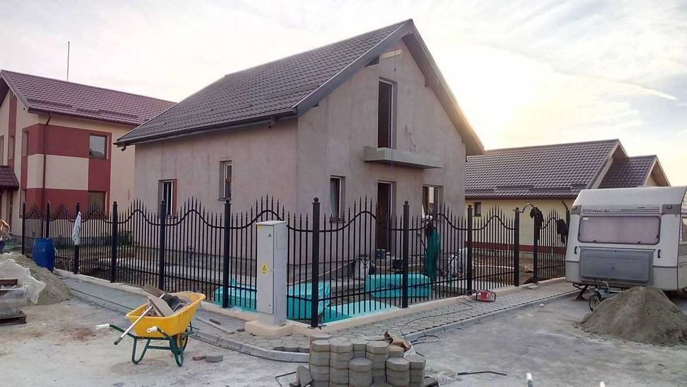 Casa Modulara, Garaje Auto si Containere din structura metalica si panou sandwich termoizolant