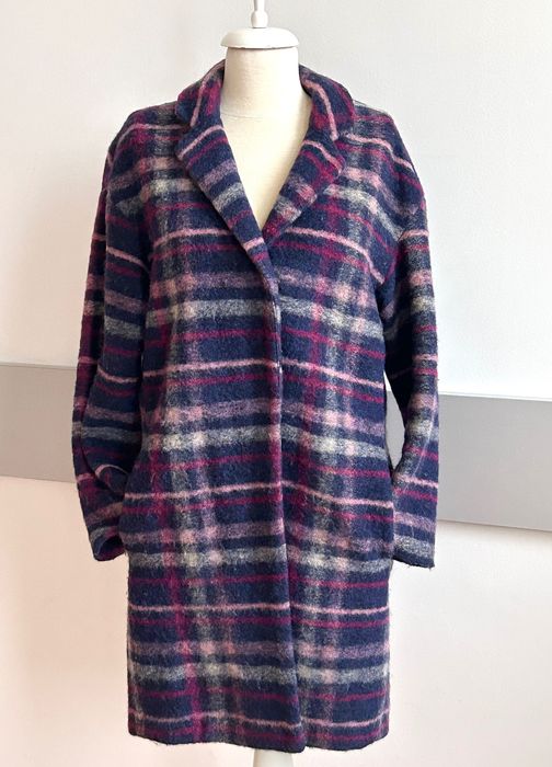 Карирано хубаво палте