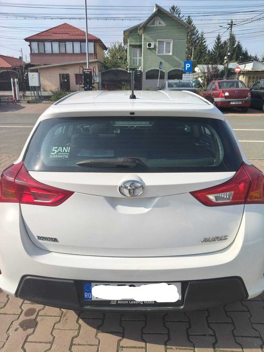 TOYOTA Auris 2014 — imagine 2