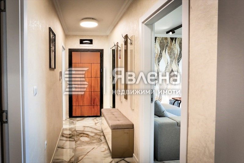 Дава се под наем Тристаен апартамент в Варна, Галата - 85 кв.м за 800 € - Снимка #7