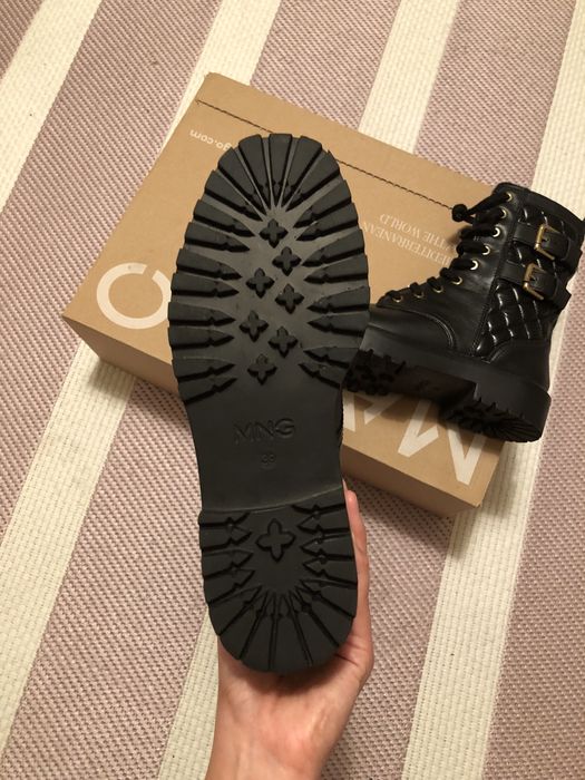 Кожаные ботинки Mango