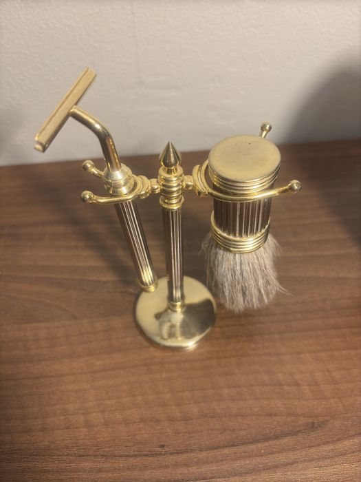 Suport clasic pentru barbierit