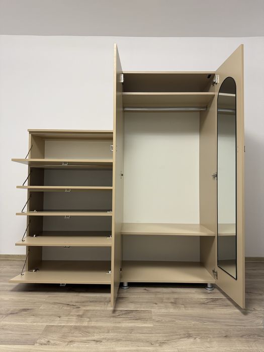 Mobila pentru hol ( Pantofar si Dulap )