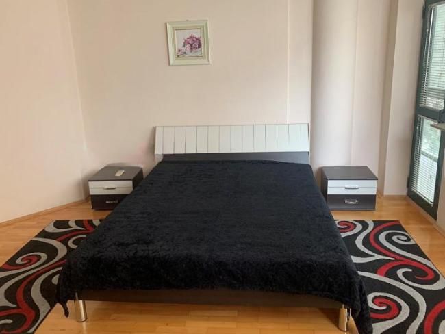 Дава се под наем Двустаен апартамент в Пловдив, Кършияка - 70 кв.м за 459 € - Снимка #2