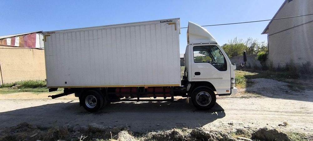 Isuzu sotiladi nqr 71
