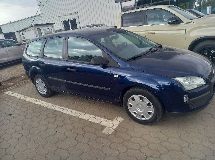 FORD Focus 2004 — imagine 5