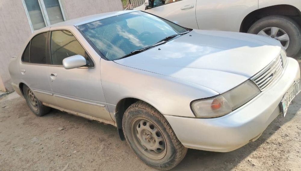 Продается  машина ниссан