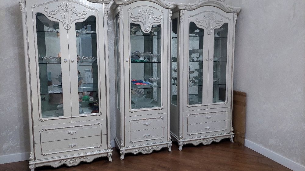 Гарнитур сатылады