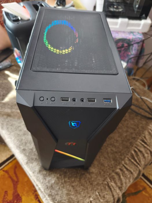 Unitate PC i7  in stare  buna de funcționare