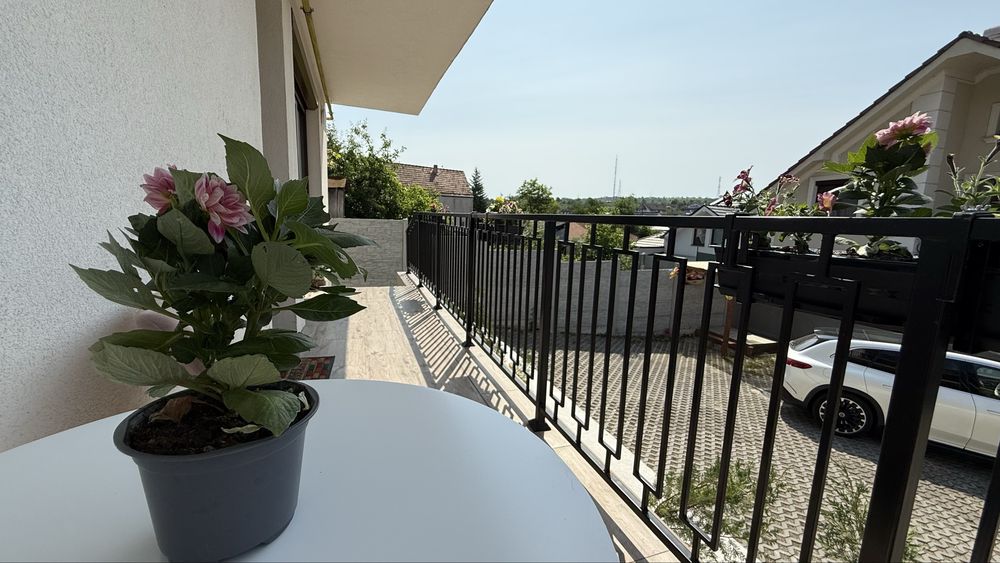Inchiriez apartament in regim hotelier cu 3 camere