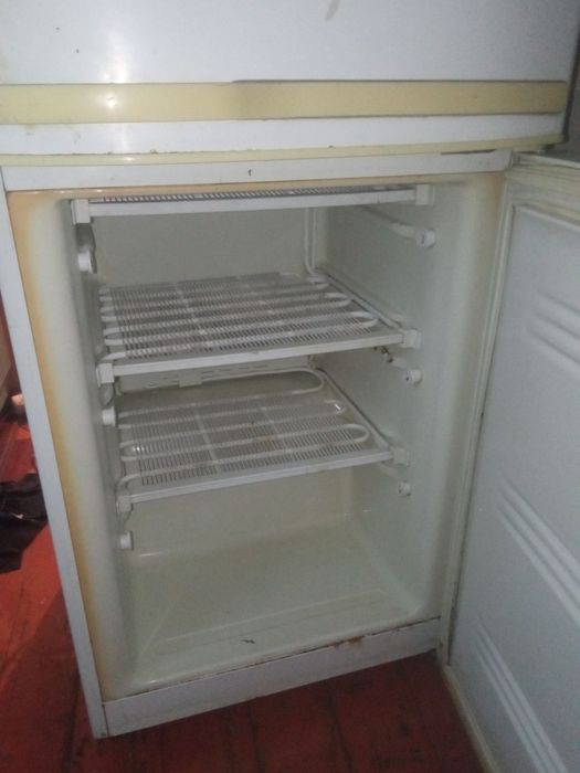 Продам холодильник Samsung