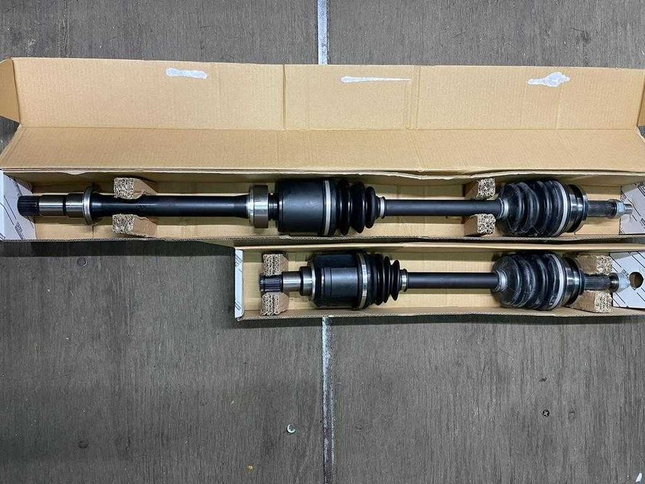 Привод в сборе граната на Lexus Es350