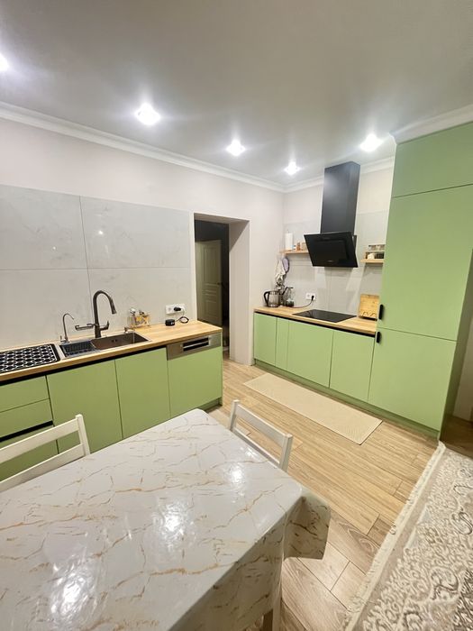 Продам 3 комн квартиру