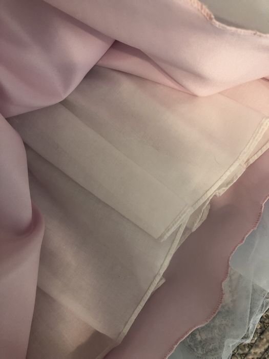 Нарядное платье на девочку