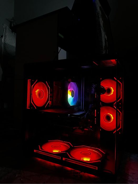 Продаю пк цкна договорная !