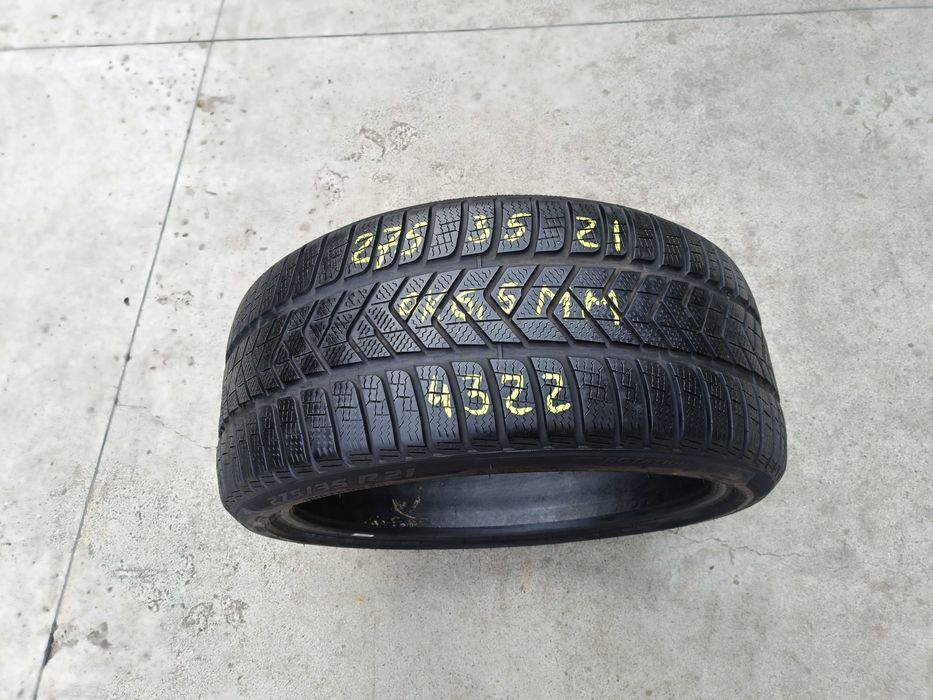 O anvelopa iarna 275 35 21 pirelli sottozero 3 profil 6,5 mm dot 4322