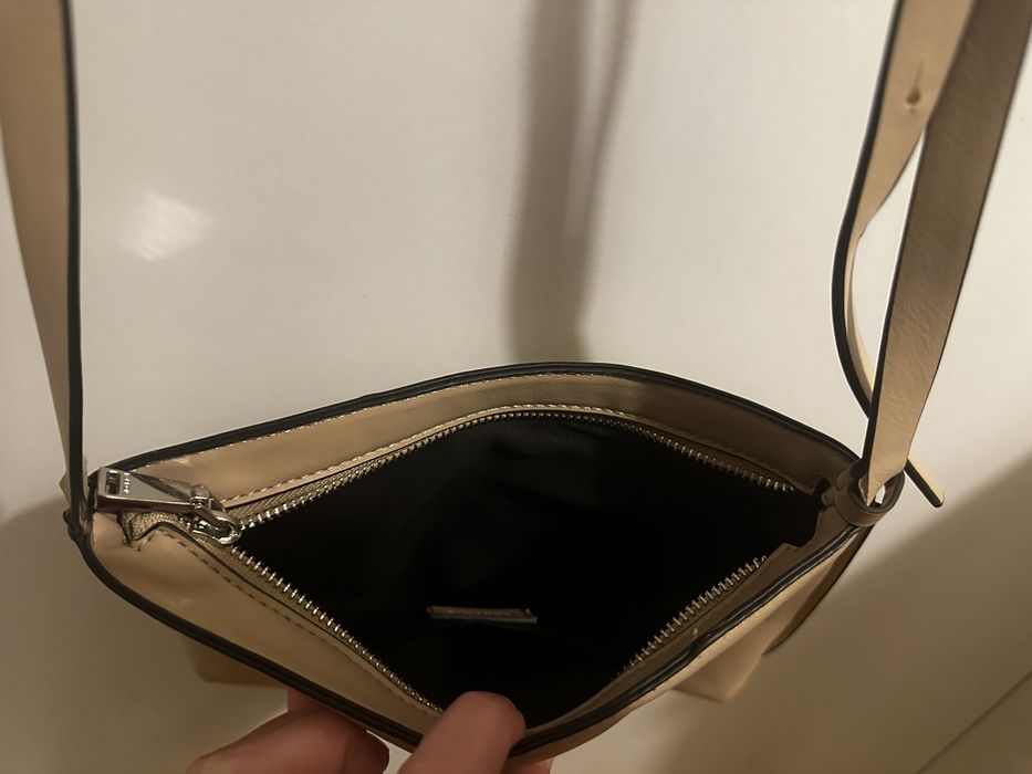 Geanta crossbody roz prafuit/nude Parfois