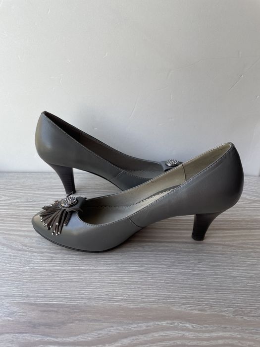 Туфли фирмы IRIS