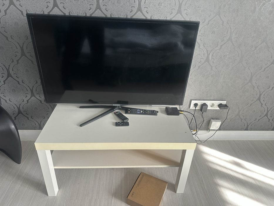 Продам тв Самсунг
