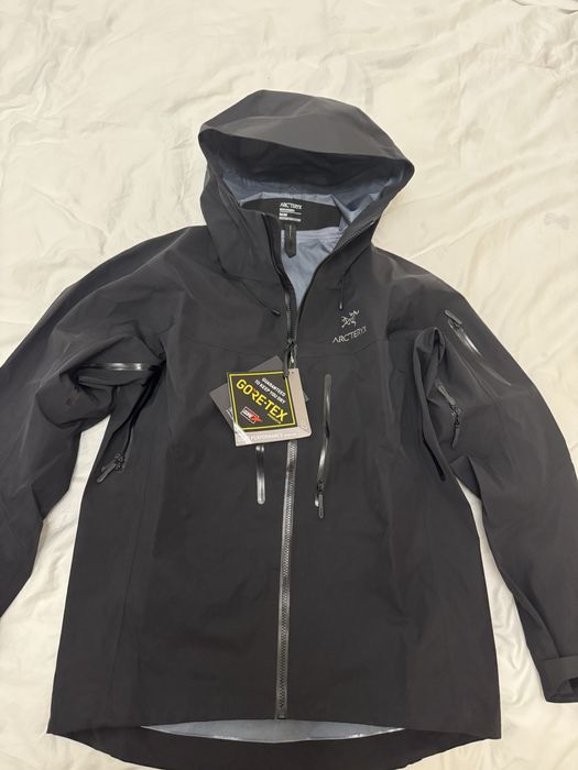 Arcteryx Alfa SV gore tex!