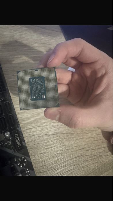 Продам просессор i3 9100f