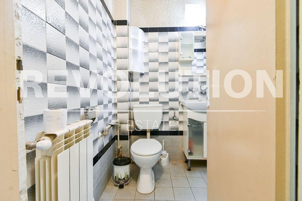 Двустаен апартамент в ж.к. Овча купел .