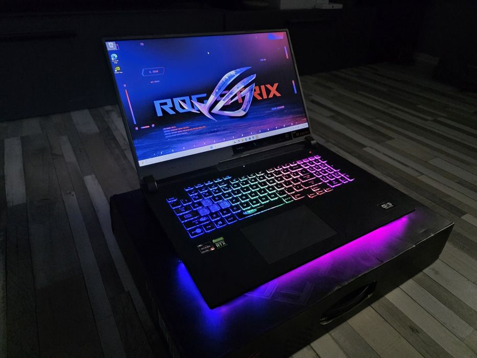 Asus Rog Strix 17 inch RTX 3050 TI