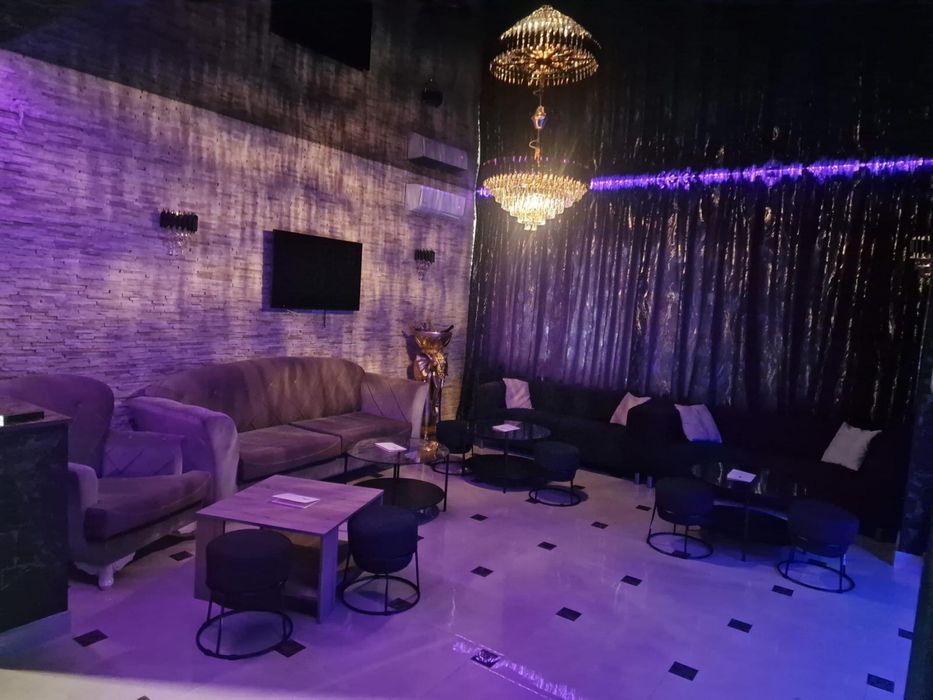 Vilă premium de închiriat – ideală pentru studio videochat sau petreceri private.