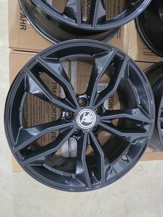 Jante 18 Skoda Karok Kodiak Octavia Superb VW Passat VW Tiguan Passat CC Arteon 5x112 57.1 8J et35