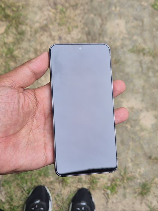 Samsung S22. 5G  8/256gb