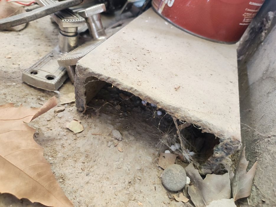 Srochna Shveller sotiladi 2 dona 9m 6m