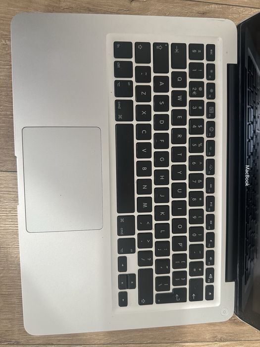 Laptop apple macbook 2007