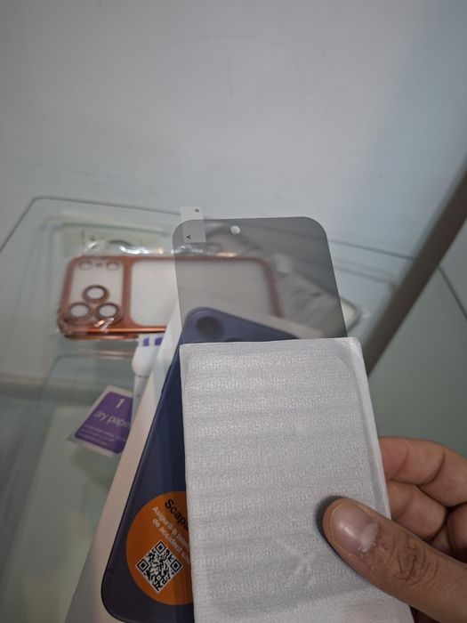 iphone 17 pro max huse si privacy ecran protectie