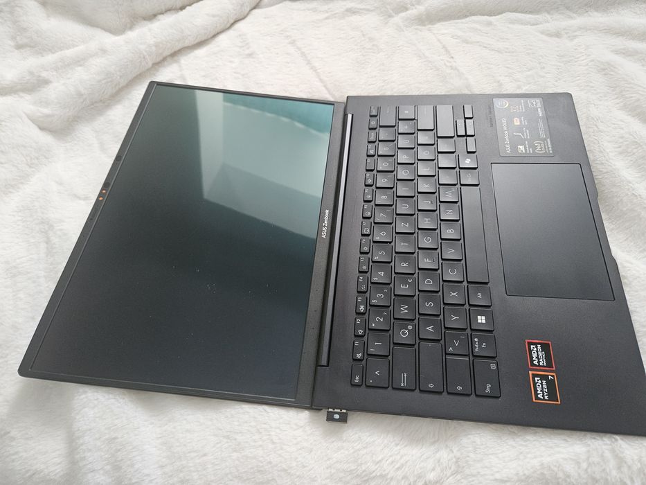 asus zenbook s14 - Laptopuri oferte online | OLX.ro
