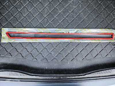 Задна лява лайсна за Шкода Октавия 2