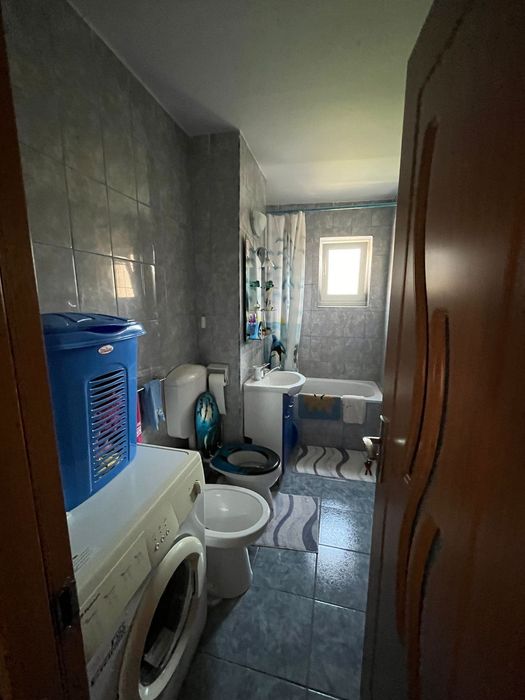 Apartament  3 camere
