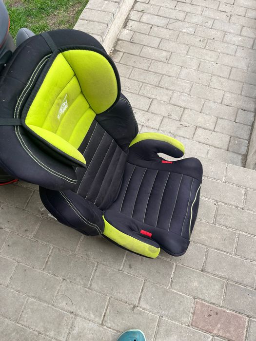 Vand 2 scaune auto pentru copii