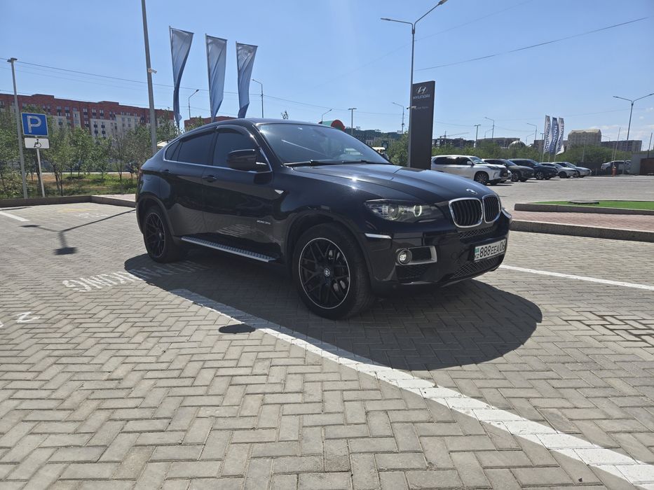 Продаем БМВ Х6, 2013г.в.