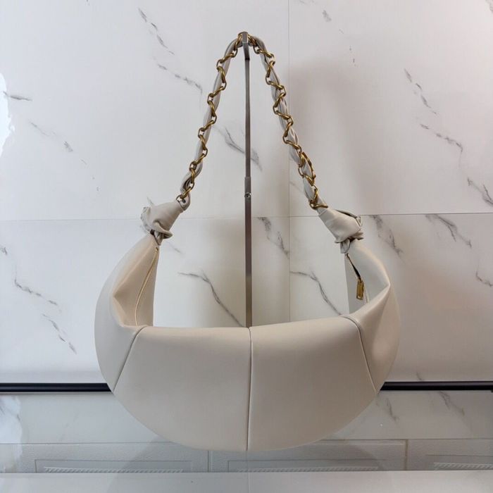 YSL естествена кожа