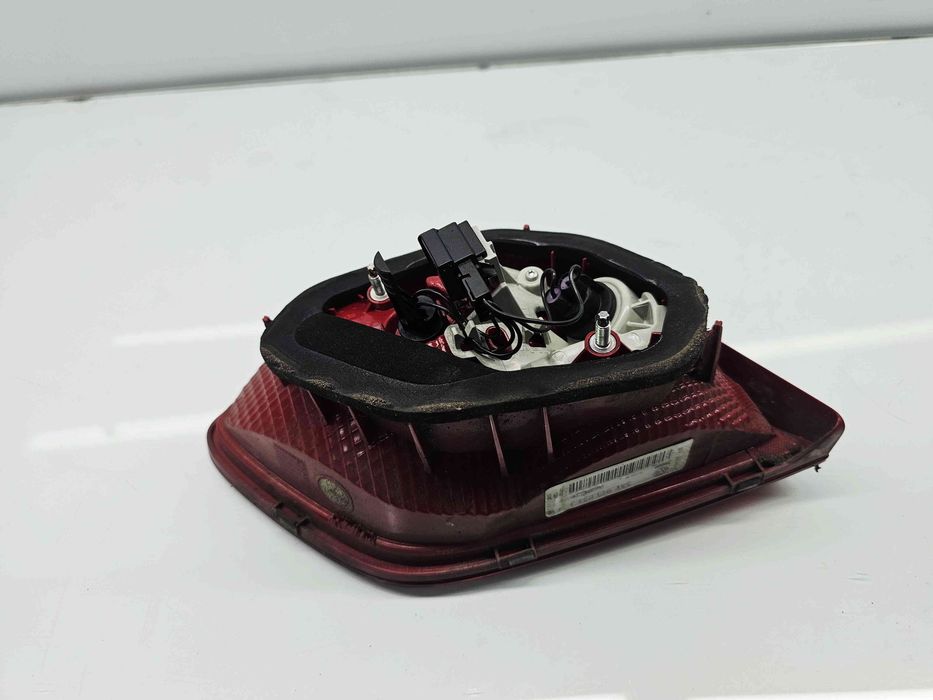 Stop haion dreapta Volkswagen Passat B7 (362) [Fabr 2010-2014] 3AE945