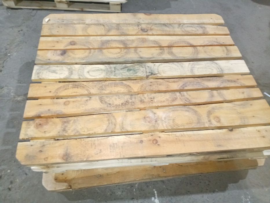 Продам поддоны.,