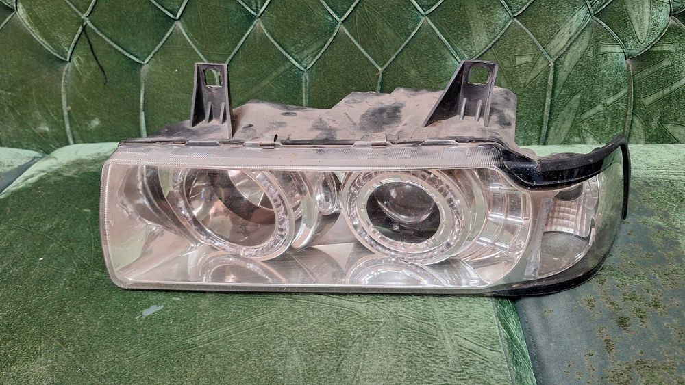 Фары от BMW E36, цена за обе