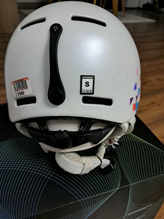 Vând casca Atomic